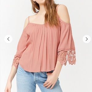 Dusty pink blouse! Size Large! NWT! 💗